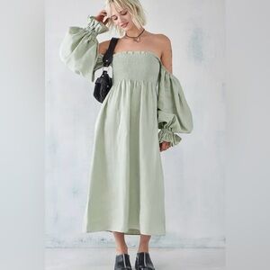 NWT Sleeper ‘Atlanta’ Sage Green 100% Linen Off the Shoulder Dress, Size M